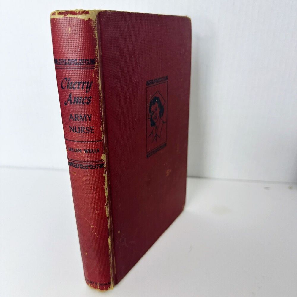 Vintage 1944 Cherry Ames,‎ Chief Nurse Hardcover by Helen Wells - Picture 2 of 6